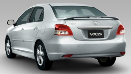 thiet-ke-xe-toyota-vi-sao-thuong-nham-chan